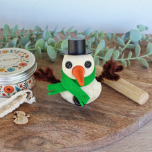 Load image into Gallery viewer, Build A Snowman Christmas Travel Kit