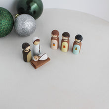 Load image into Gallery viewer, Christmas Nativity Peg Doll Set - Set of 6 Dolls