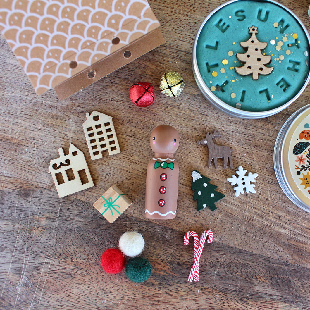 Mini Christmas Gingerbread House Kit