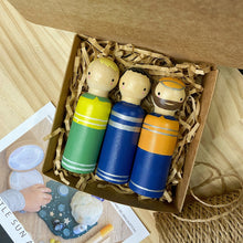 Load image into Gallery viewer, Workmen Peg Doll Set
