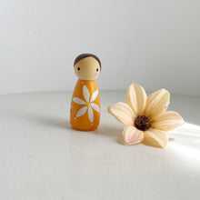 Load image into Gallery viewer, Fairy Peg Dolls
